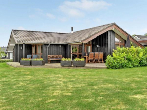 Holiday Home Juliana - 400m from the sea by Interhome